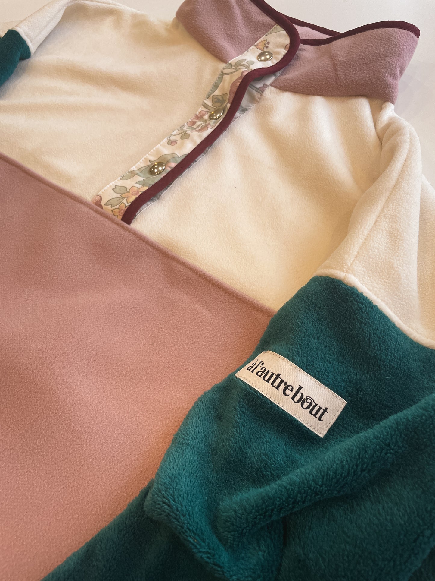 Le sweat : Matin fleuri