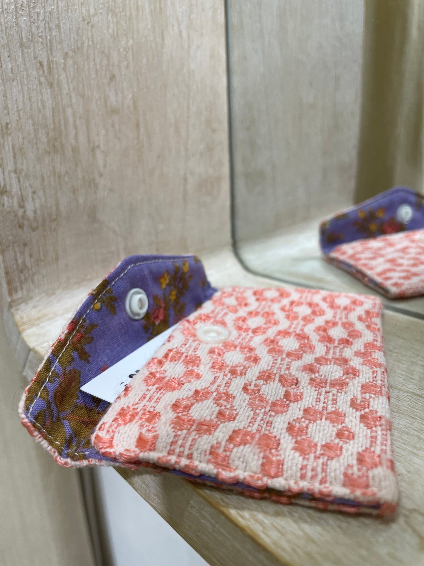 Porte carte - corail tissé