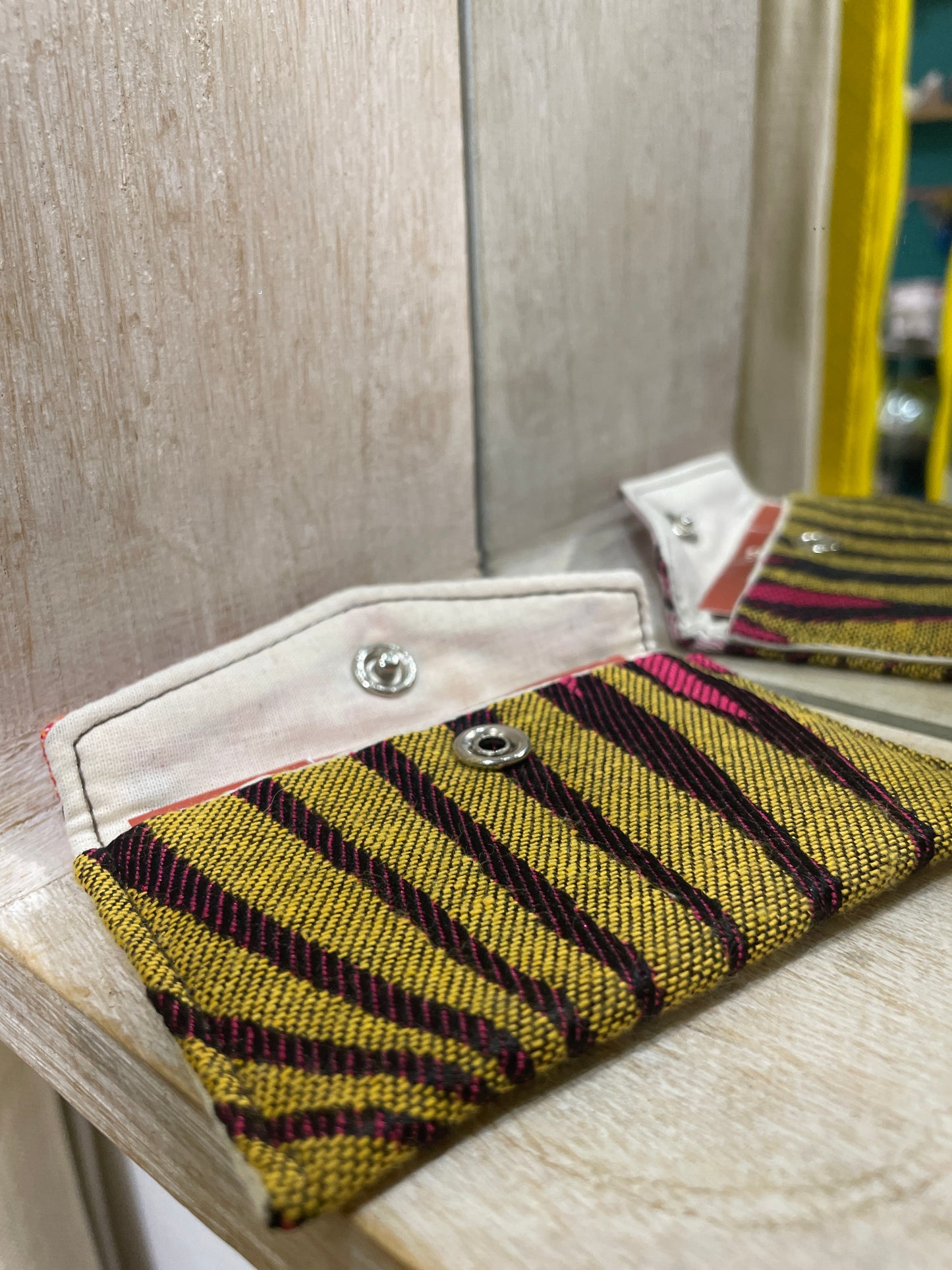 Porte carte - rayures solaires