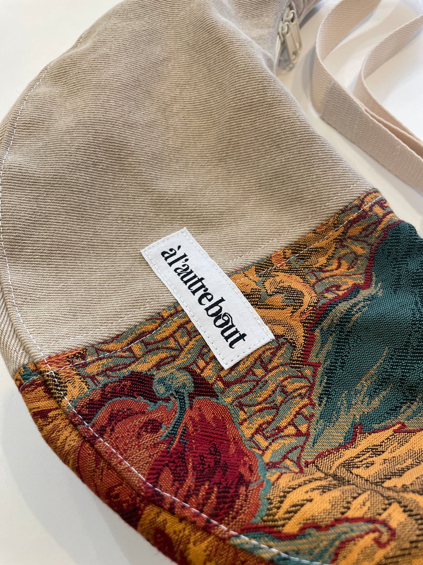 Sac demi lune - rideau et jean’s beige