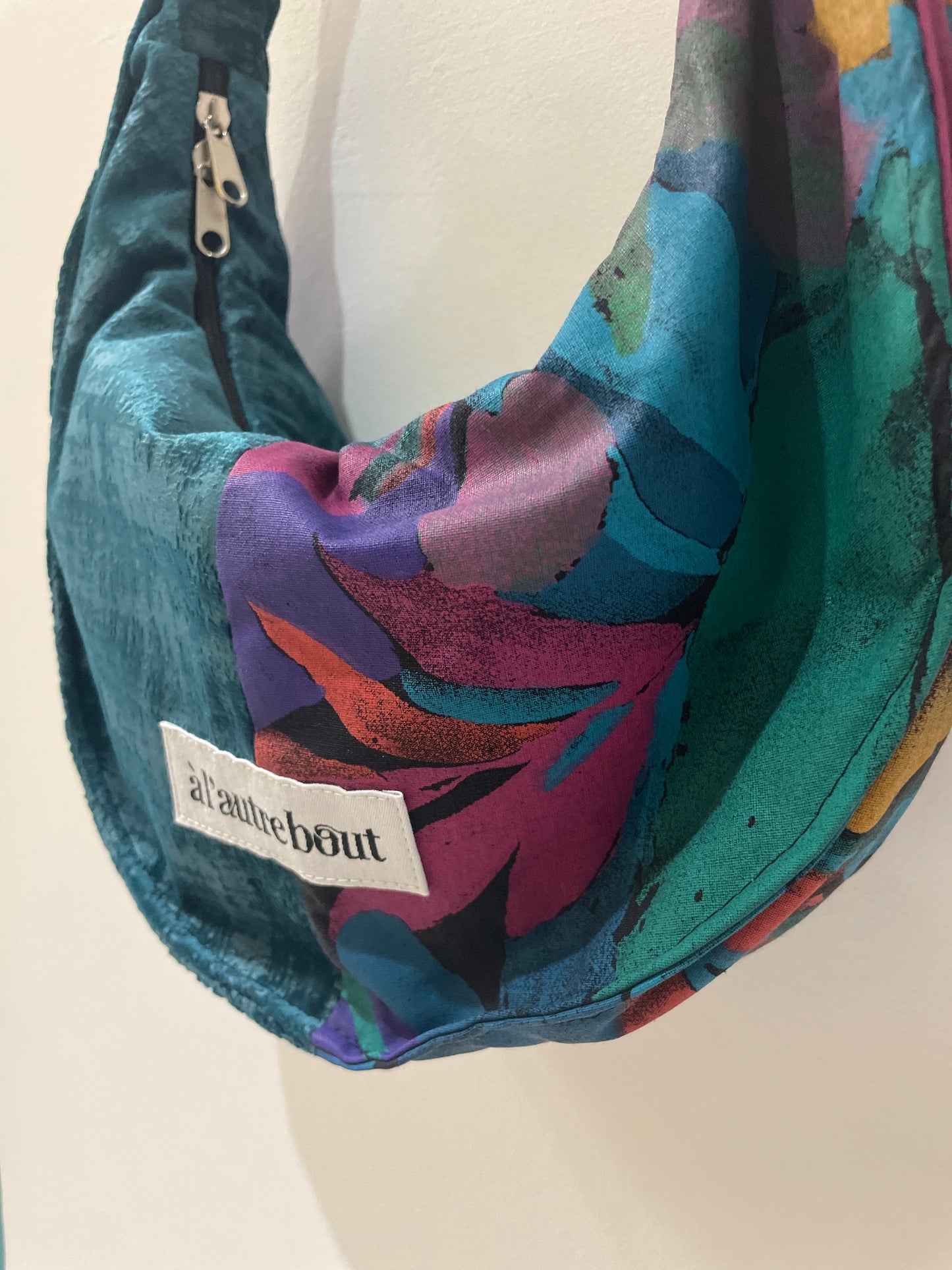 Sac demi lune - rideau coloré et vert sapin