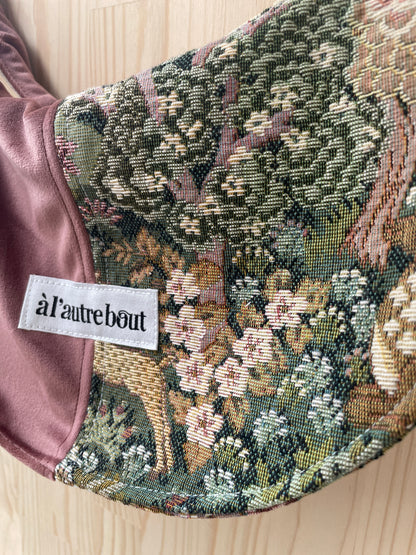 Sac demi lune - tapisserie et velours rose