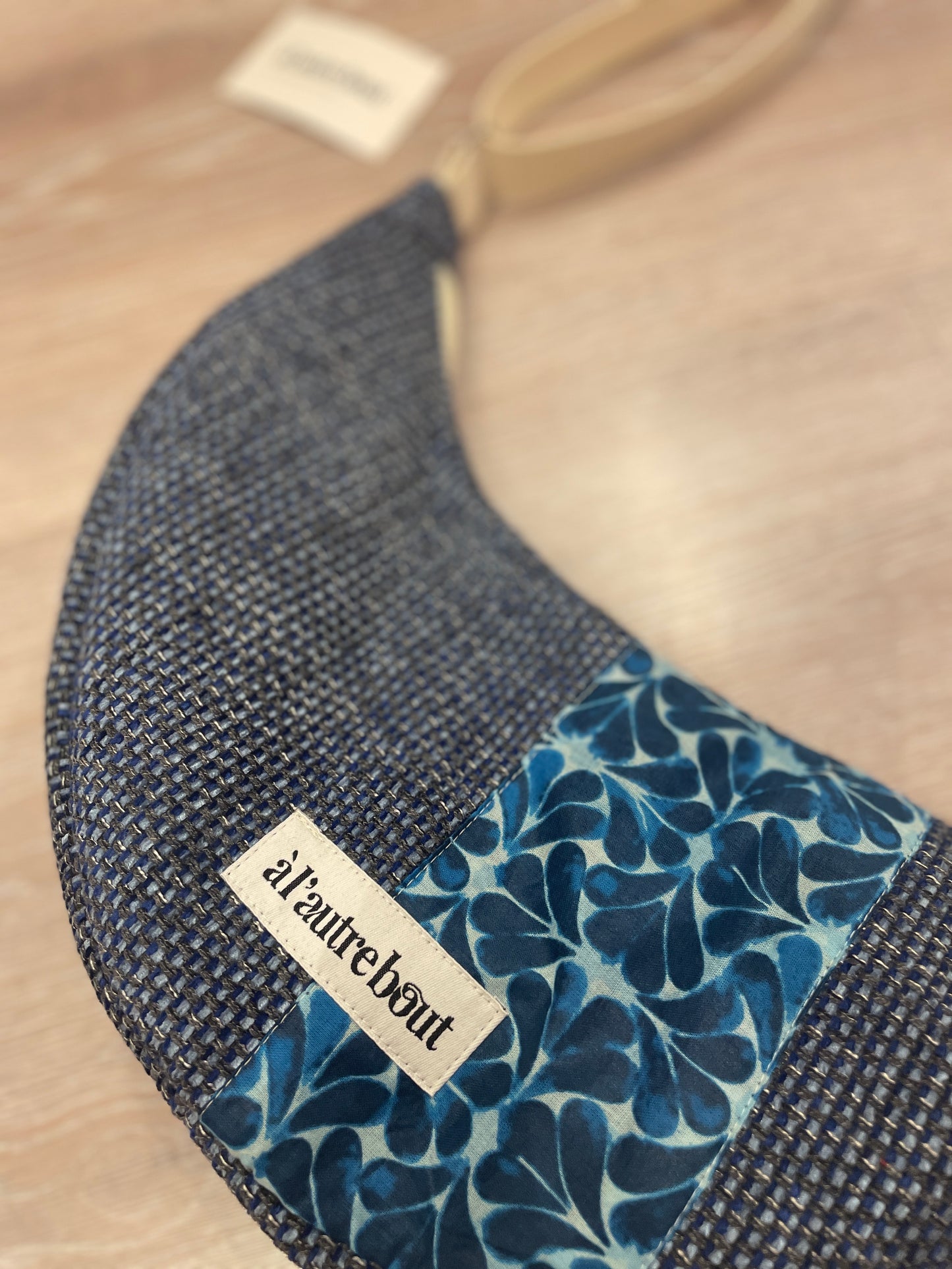 Sac demi lune - tissu lourd et texturé bleu