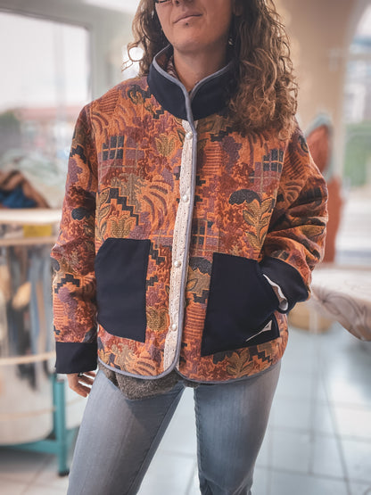 Veste Mazette : tapisserie graphique et dentelle