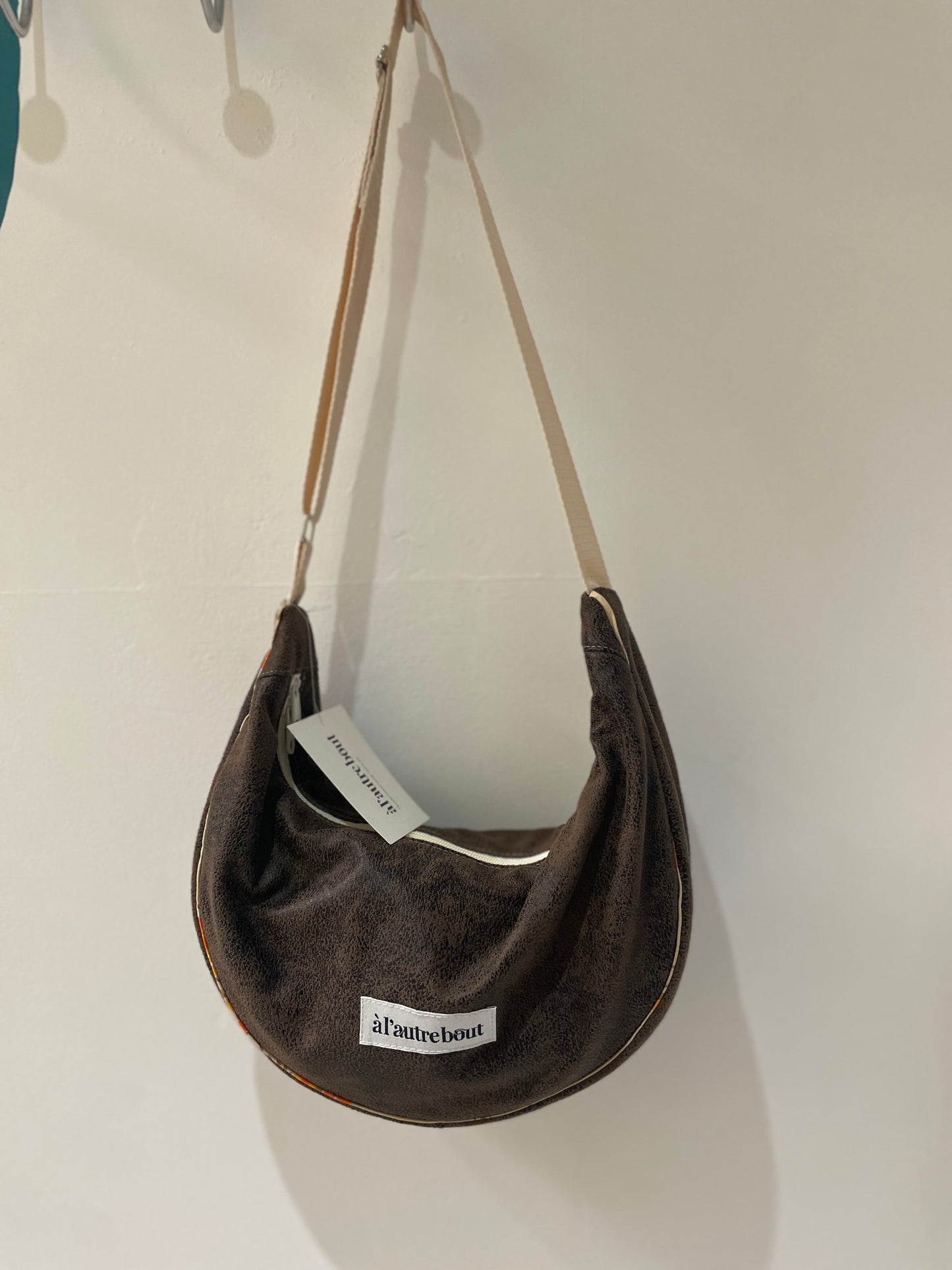 Sac demi lune - housse de canapé marron