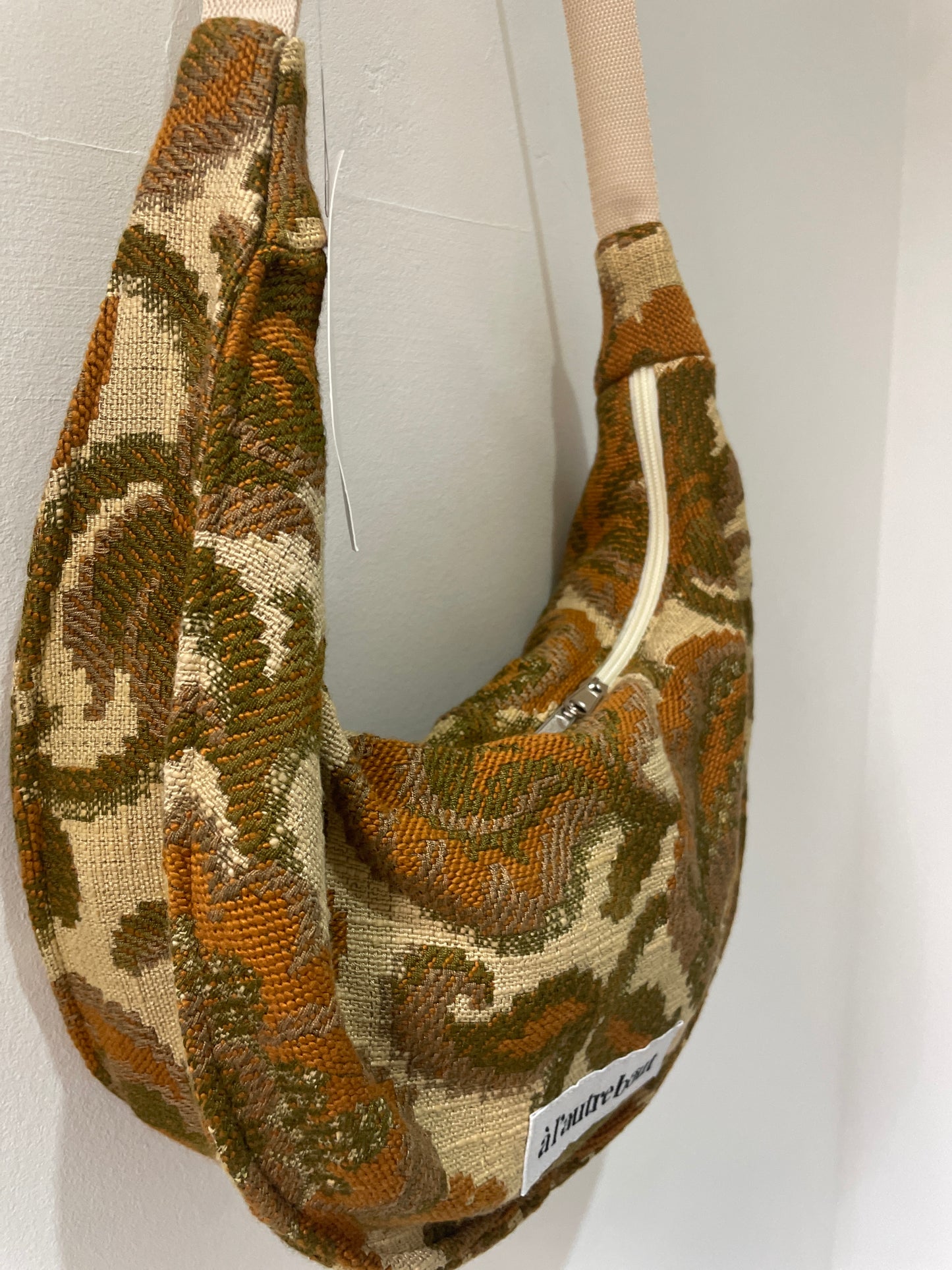 Sac demi lune - tapisserie vintage