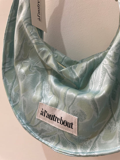 Sac demi lune - rideau turquoise brillant