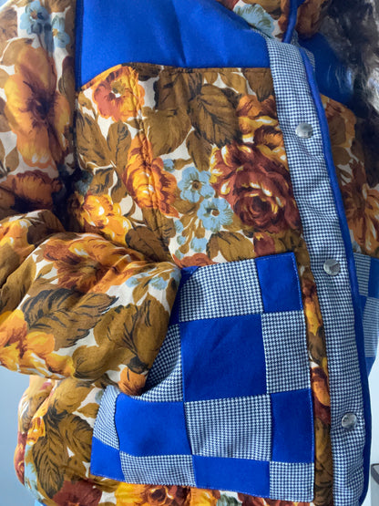 La doudoune : couverture fleurie et bleu de travail